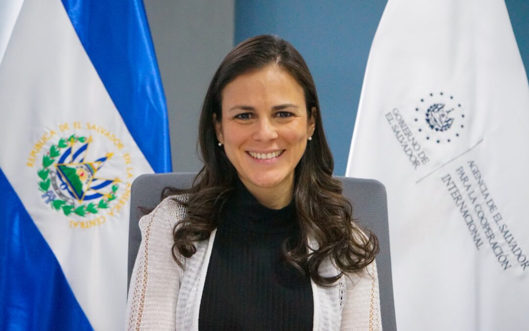 Directora General ESCO- Karla de Palma