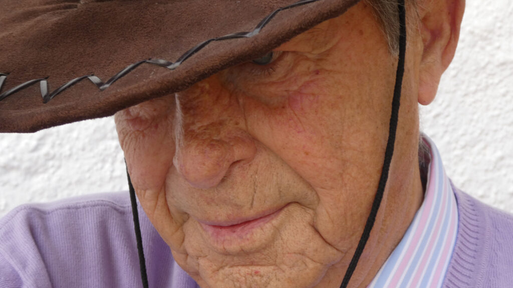 Adultos mayores, uno de los grupos más vulnerables ante el COVID-19